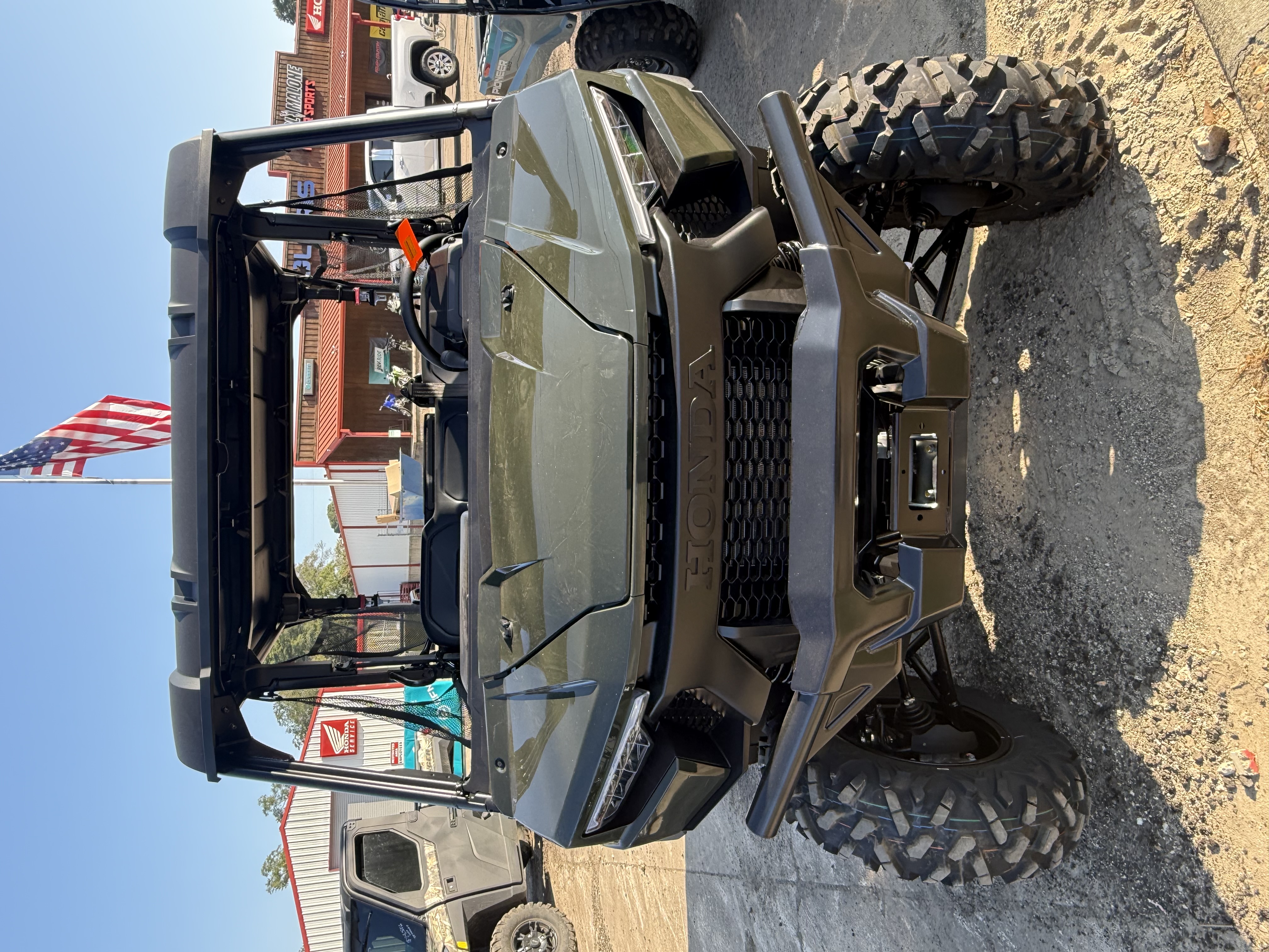 2026 HONDA PIONEER 1000-5 DELUXE UTV