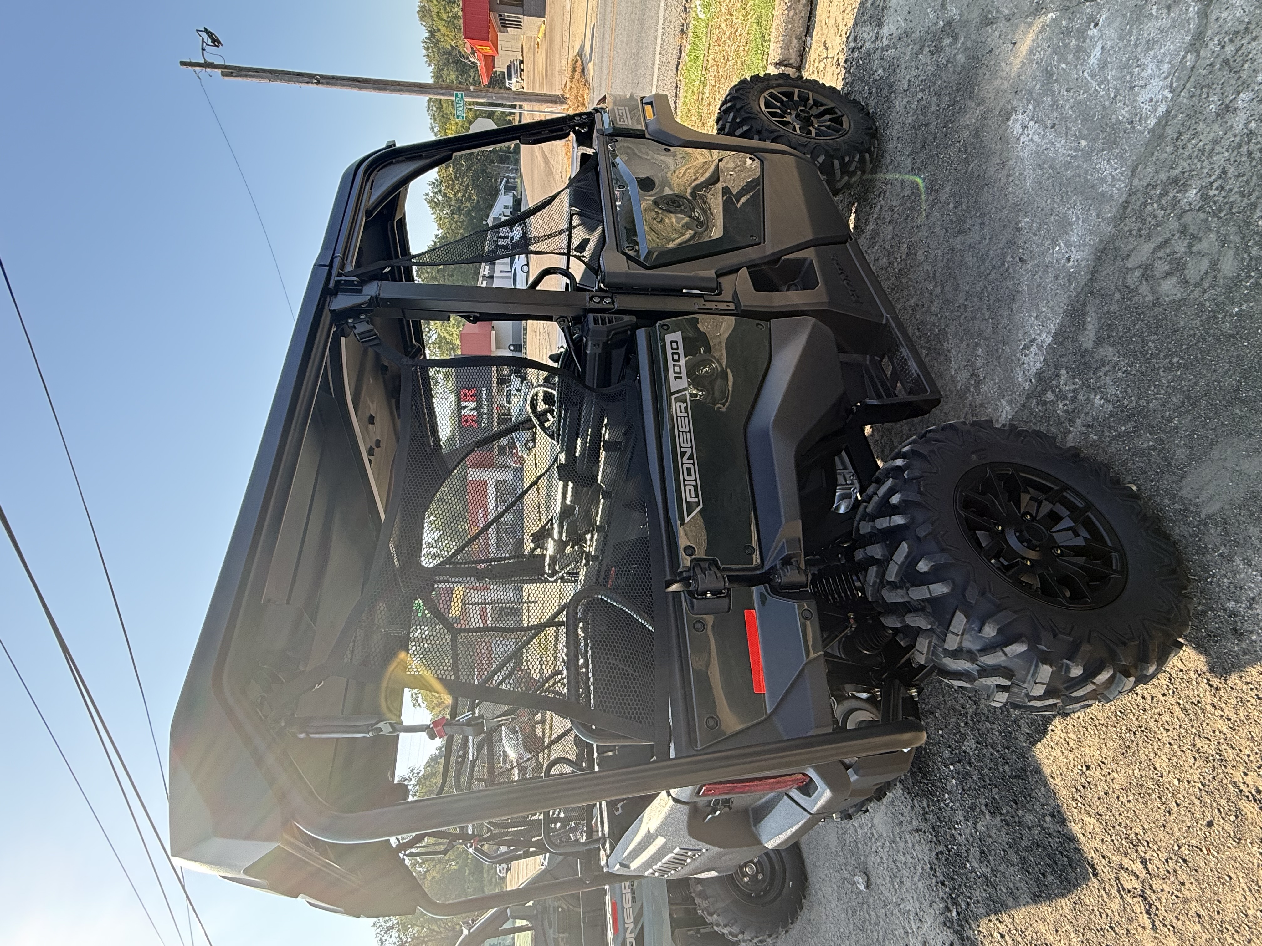 2026 HONDA PIONEER 1000-5 DELUXE UTV