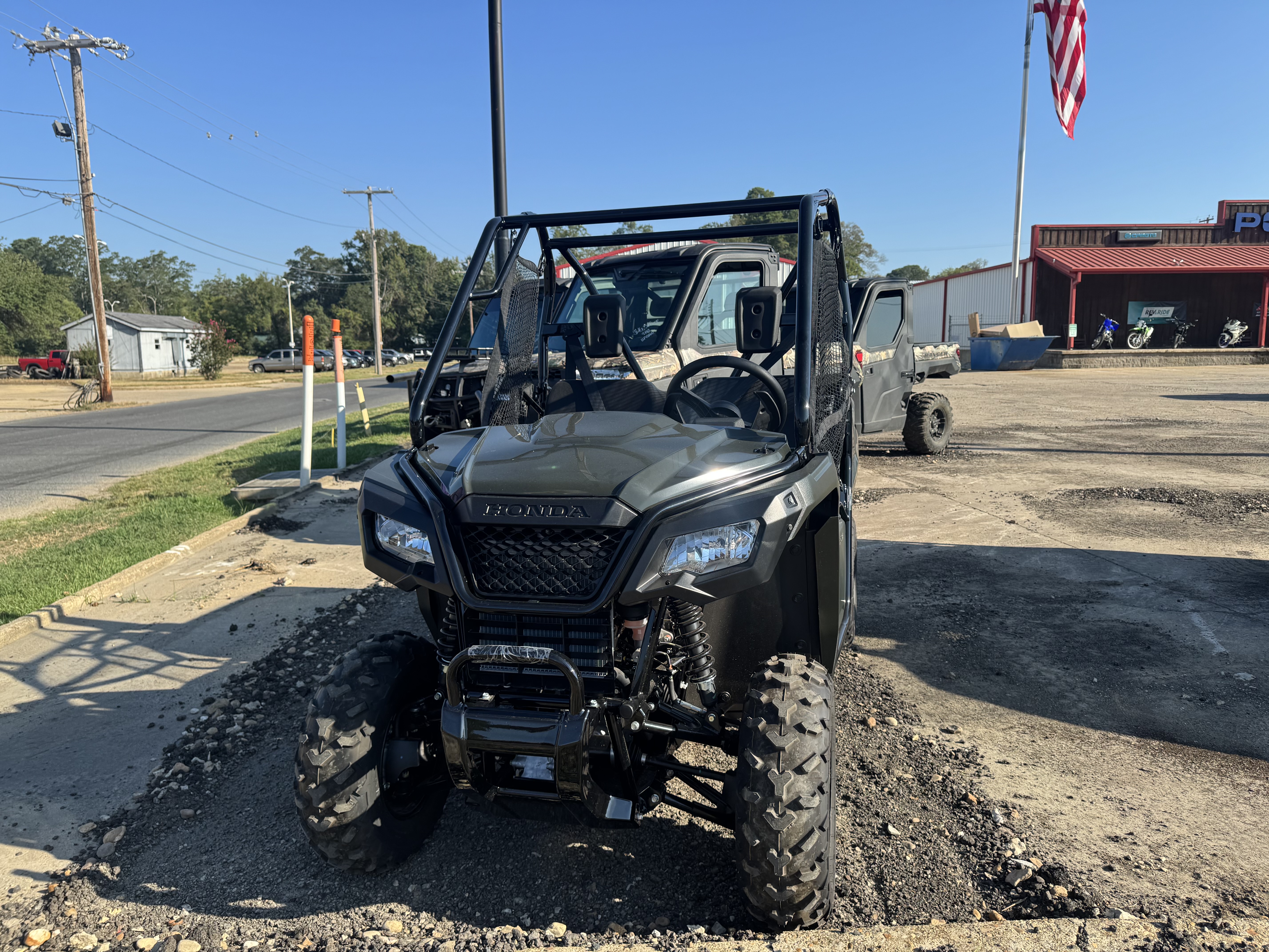 2026 HONDA Pioneer 520 UTV