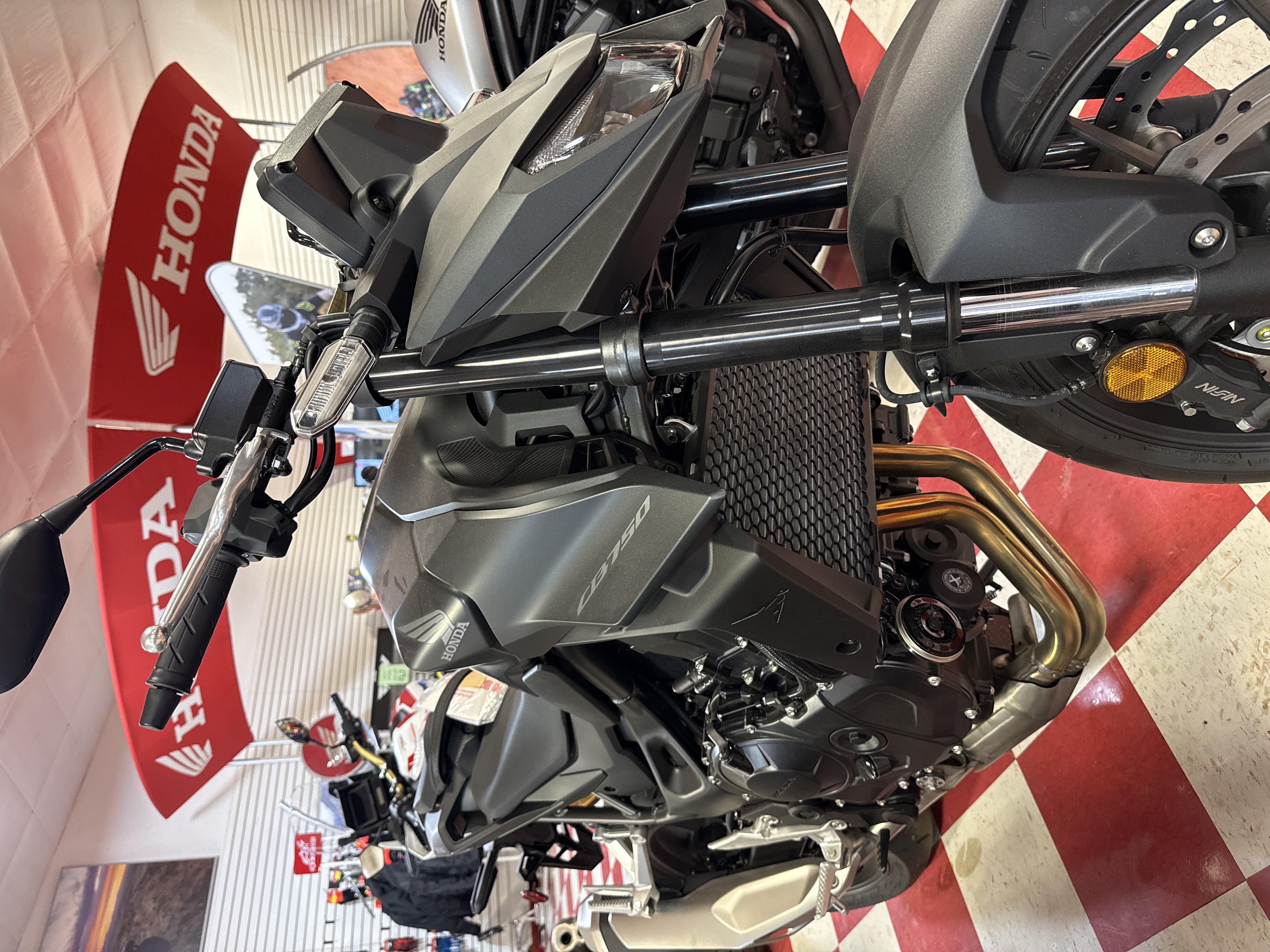 2025 HONDA CB750 HORNET MOTORCYCLE