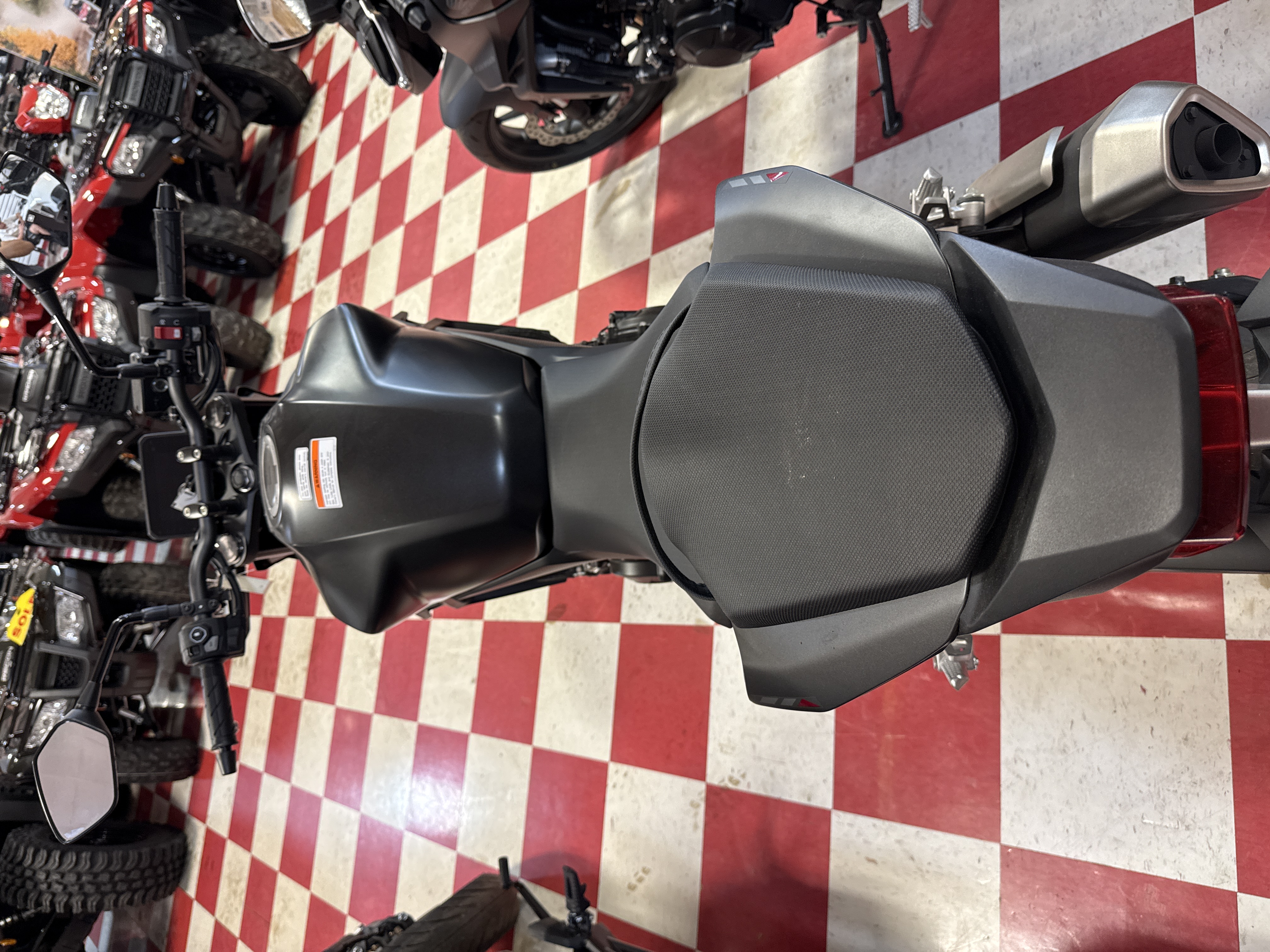 2025 HONDA CB750 HORNET MOTORCYCLE