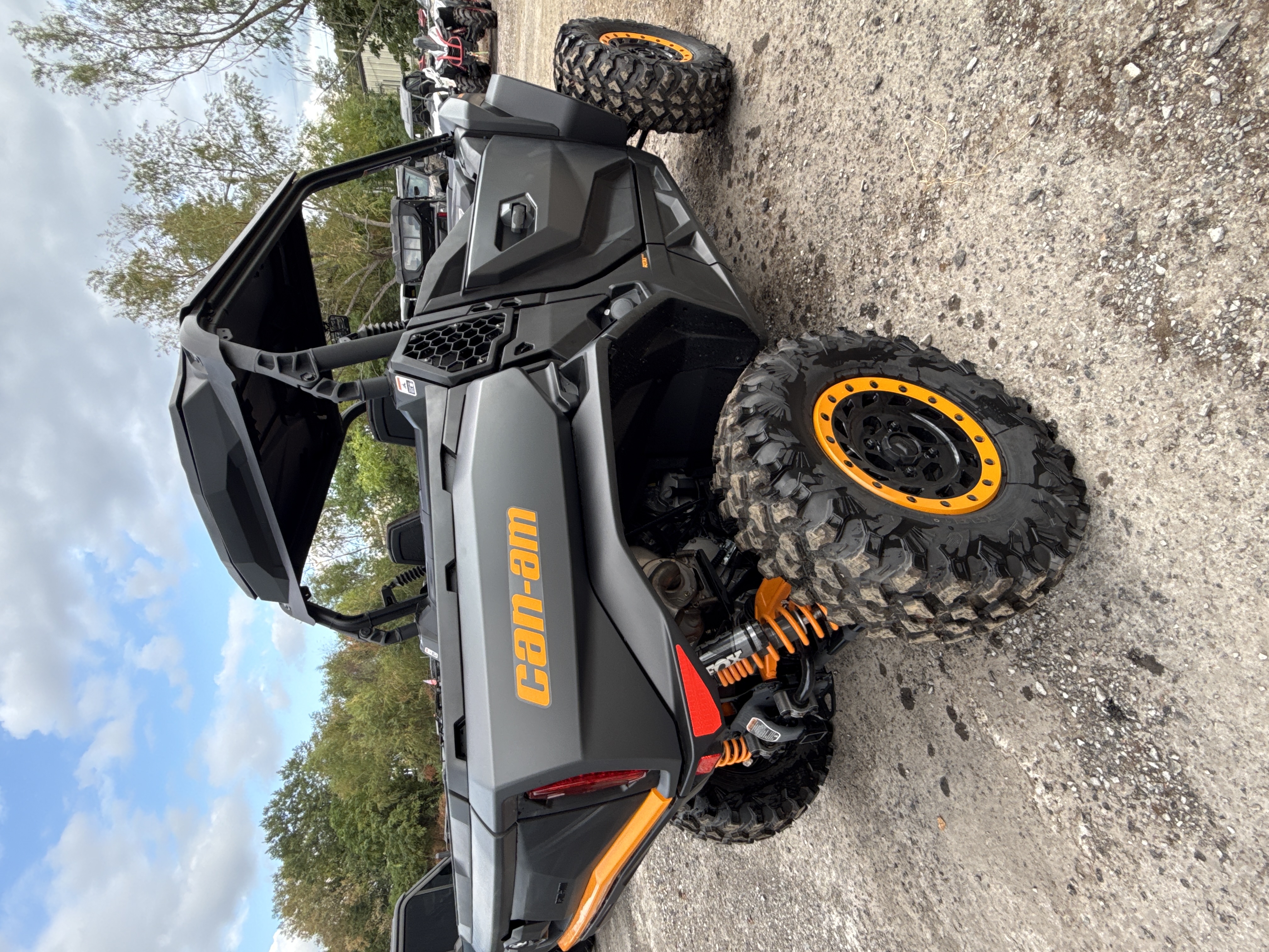 2026 Can-Am Commander XT-P 1000R UTV