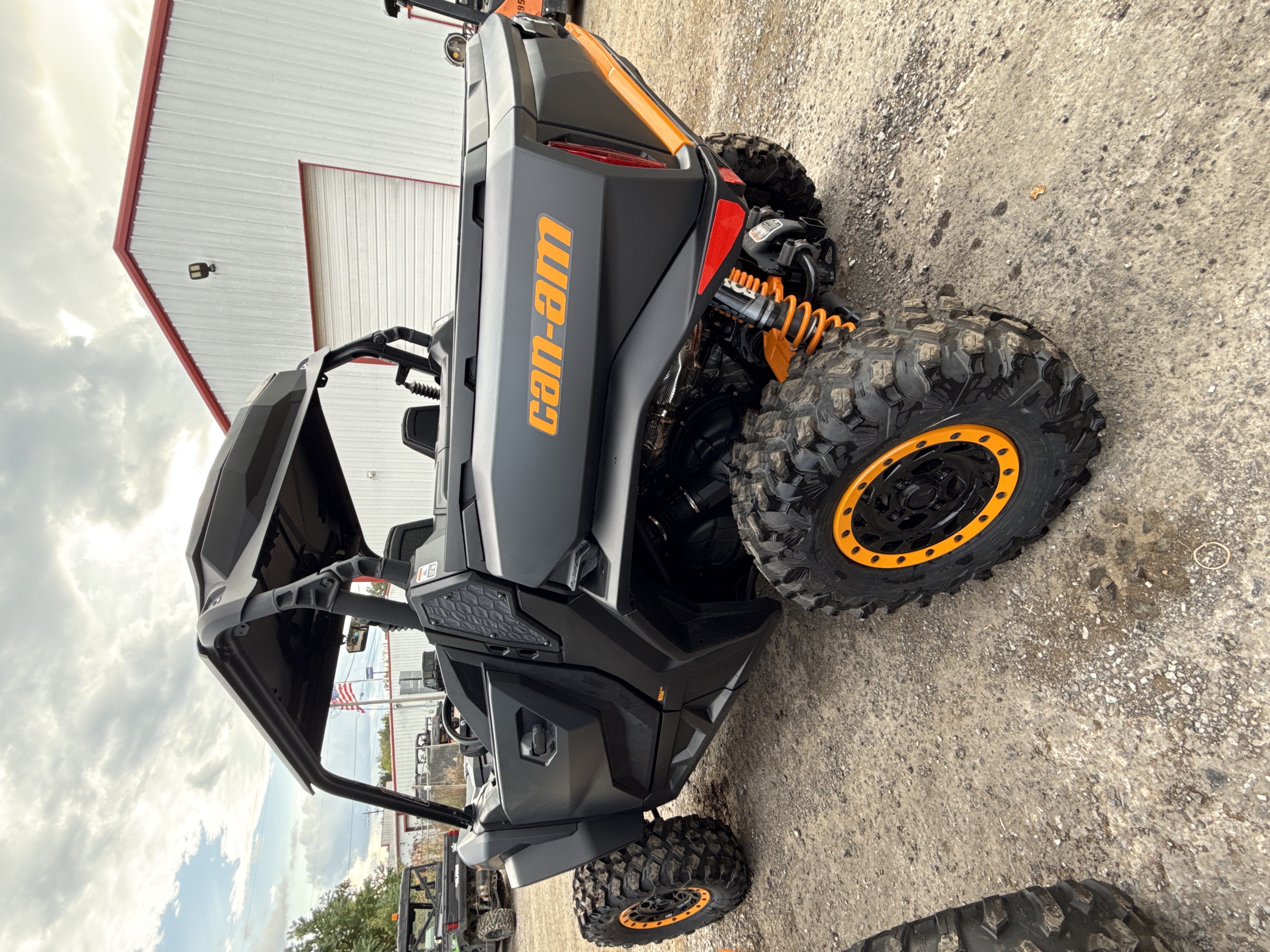 2026 Can-Am Commander XT-P 1000R UTV