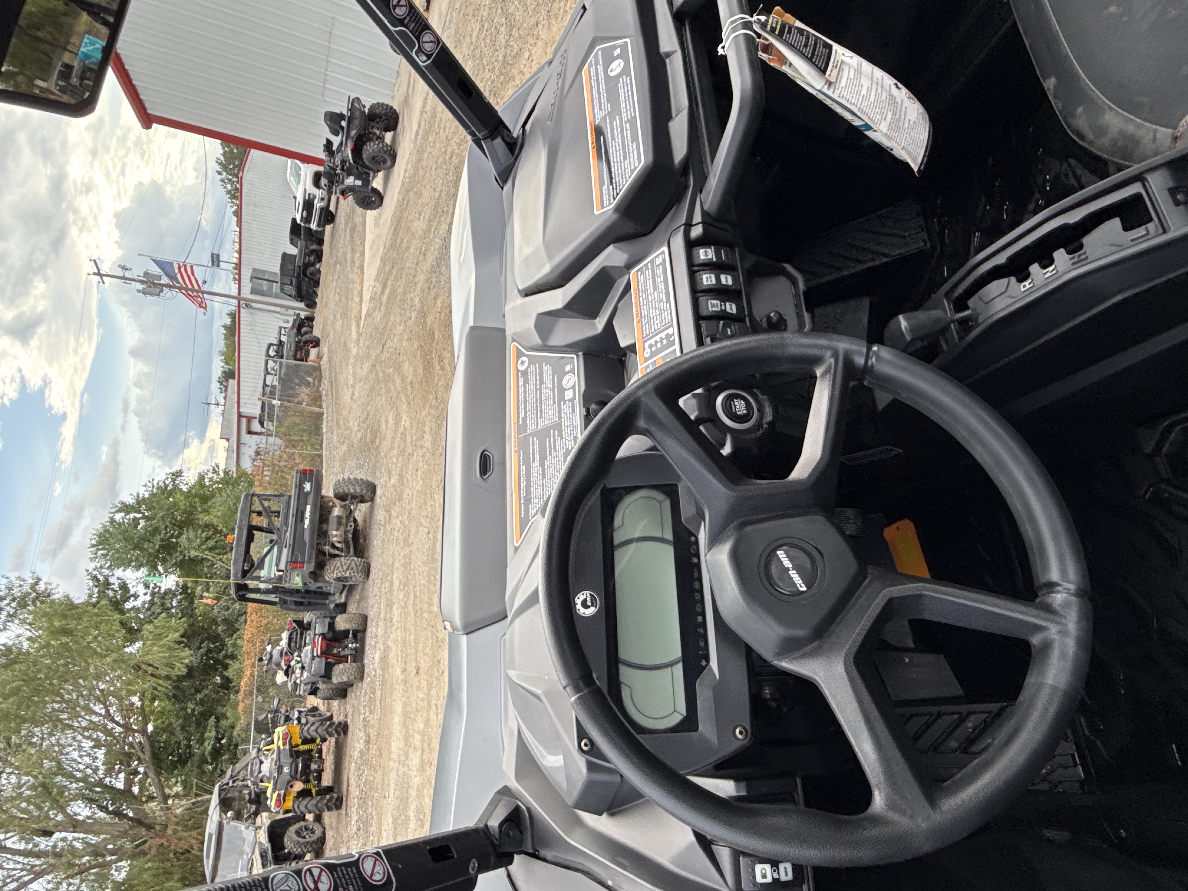 2026 Can-Am Commander XT-P 1000R UTV