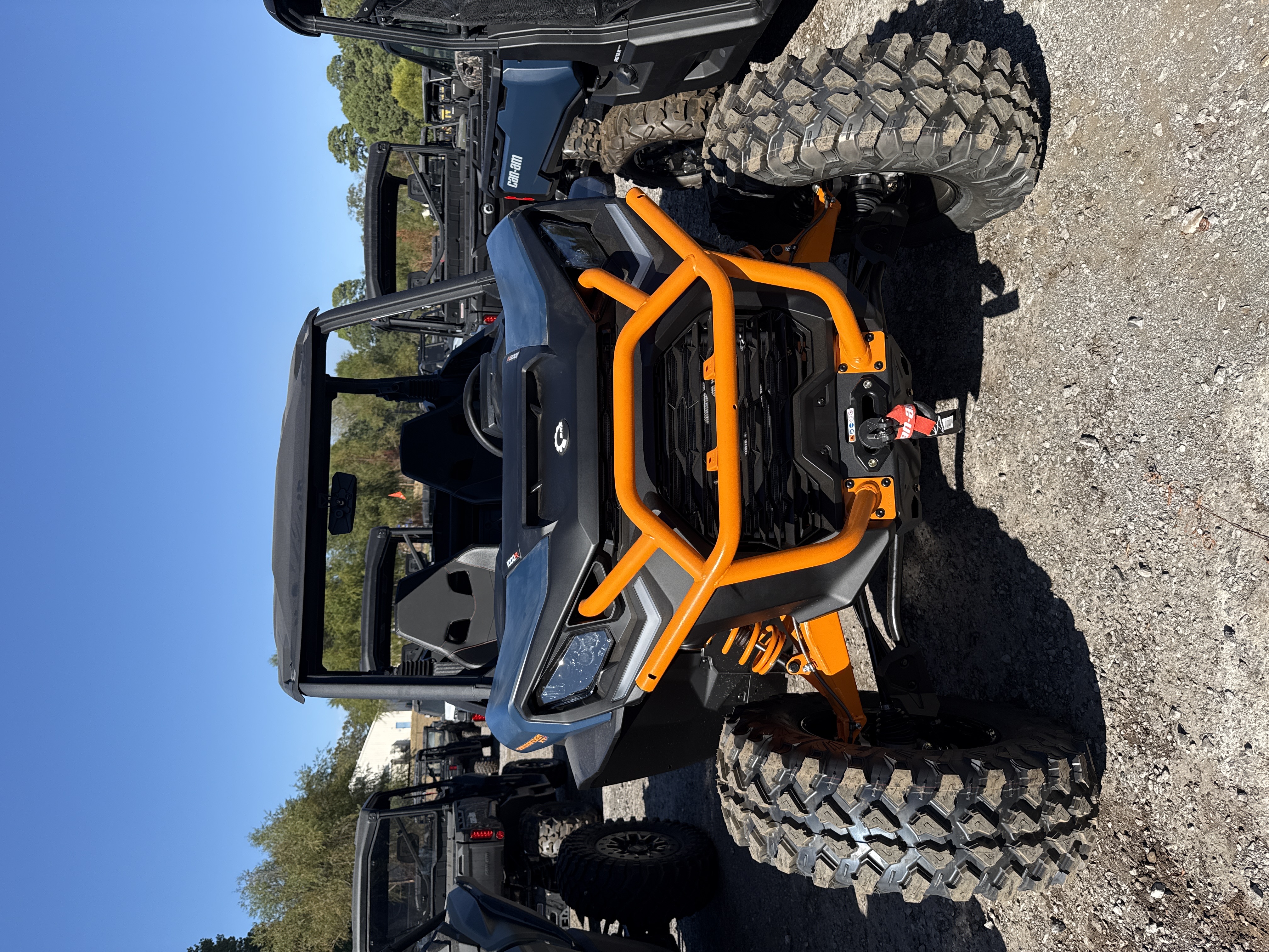 2027 CAN-AM Commander XT 1000R UTV