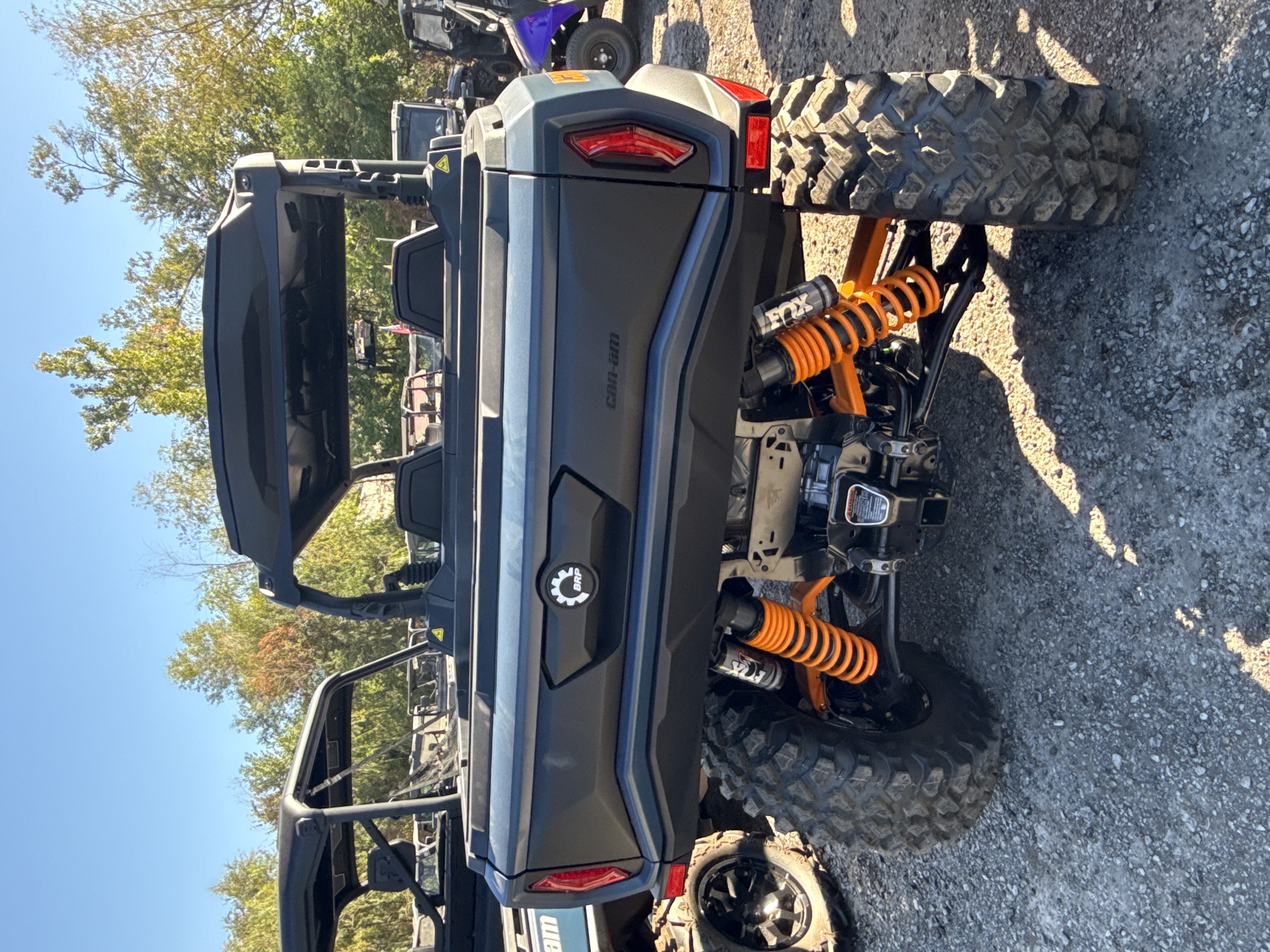 2027 CAN-AM Commander XT 1000R UTV
