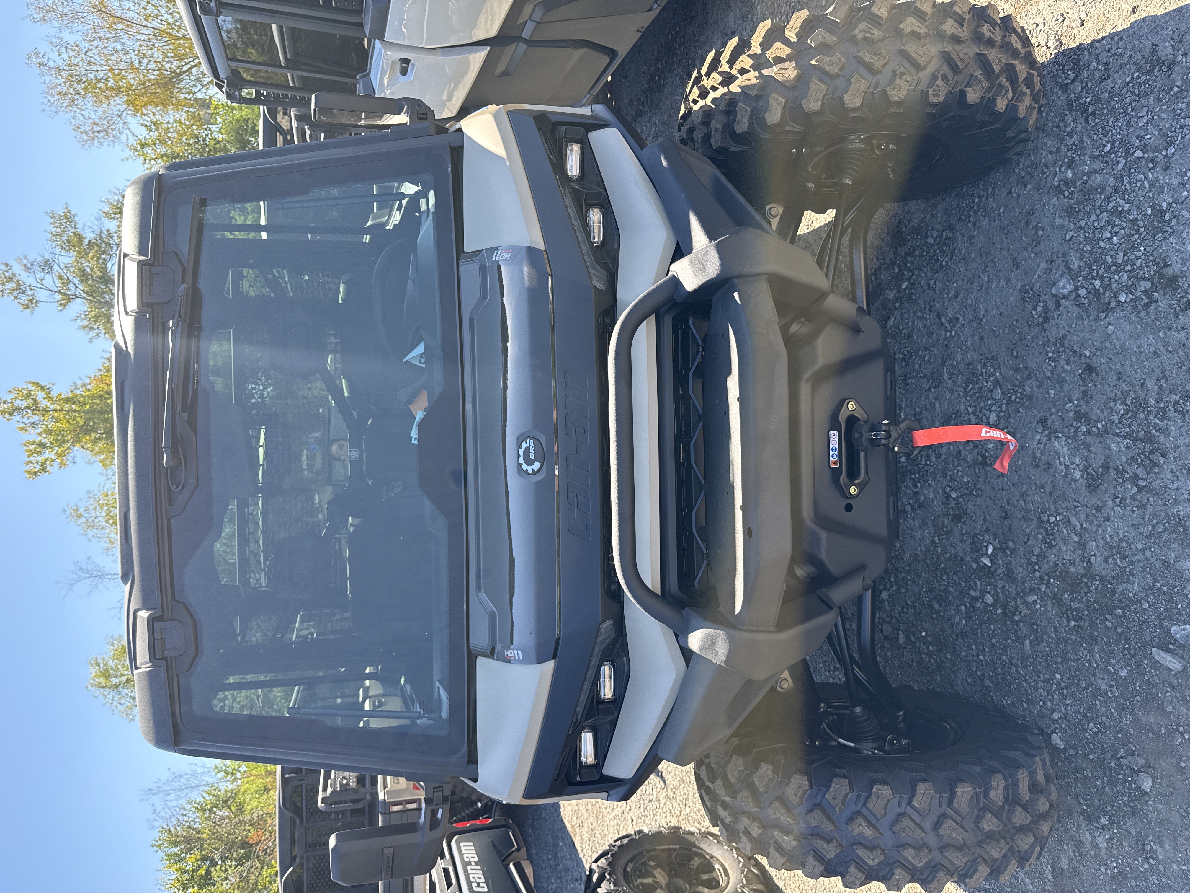 2027 CAN-AM Defender XU Limited UTV