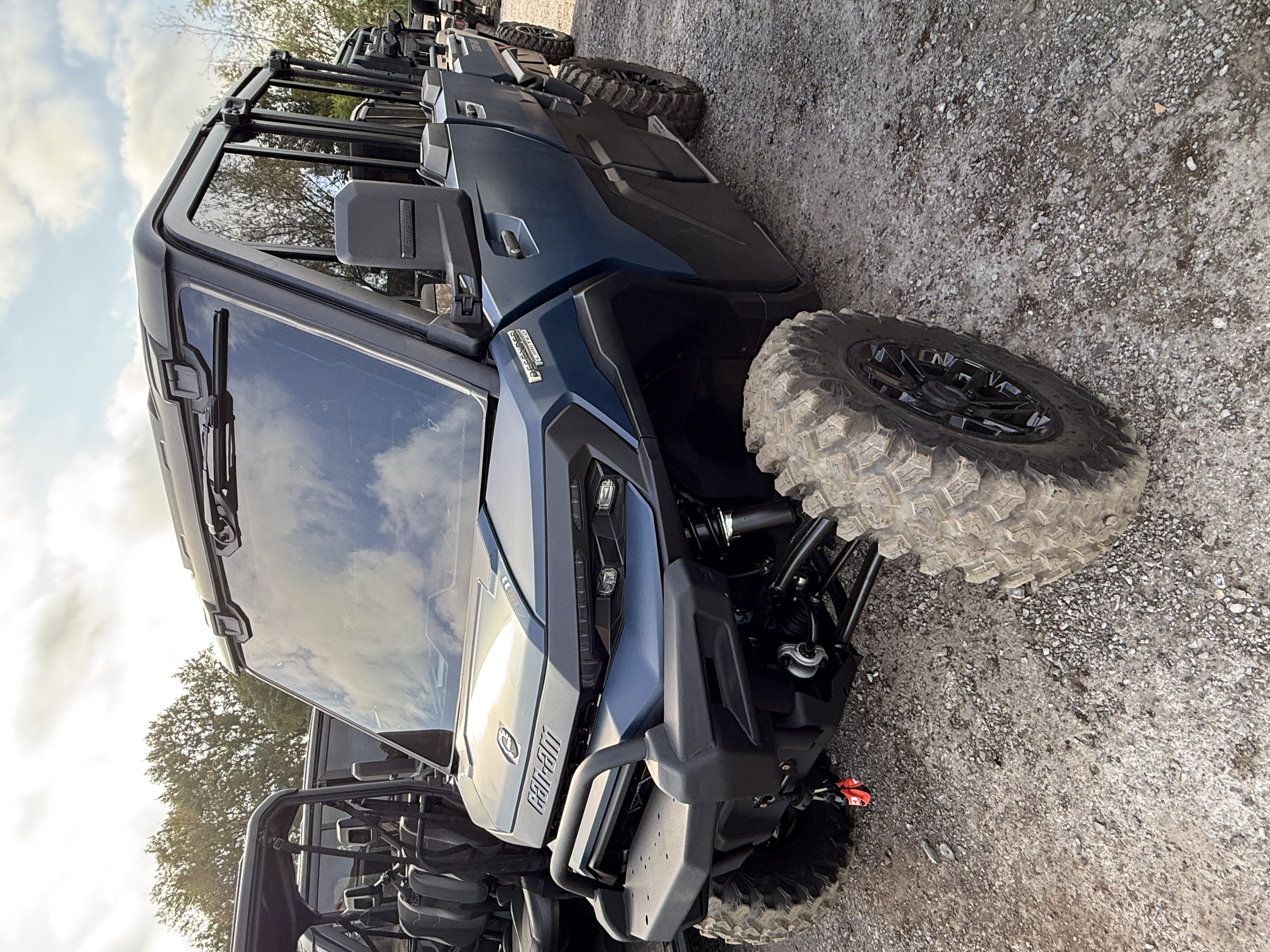 2027 CAN-AM Defender XU MAX Limited UTV