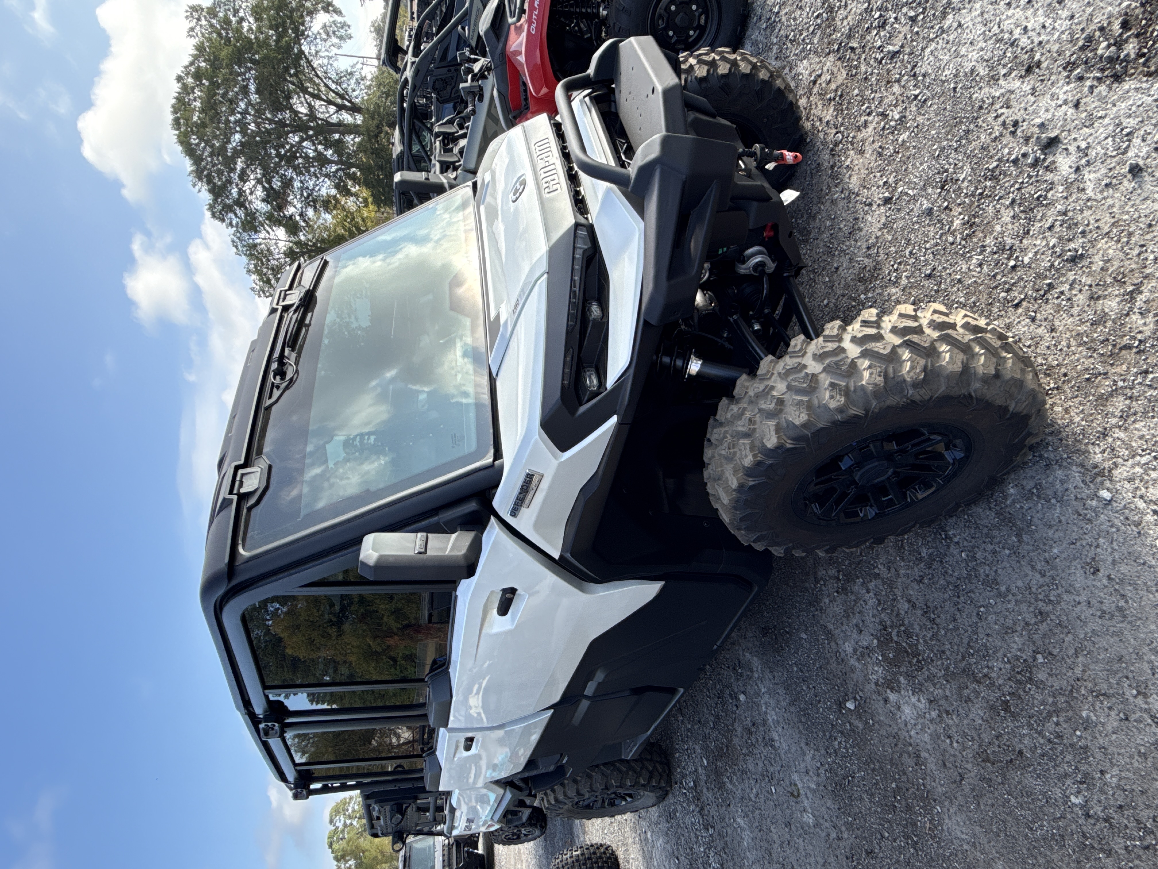 2027 CAN-AM Defender XU MAX Limited UTV