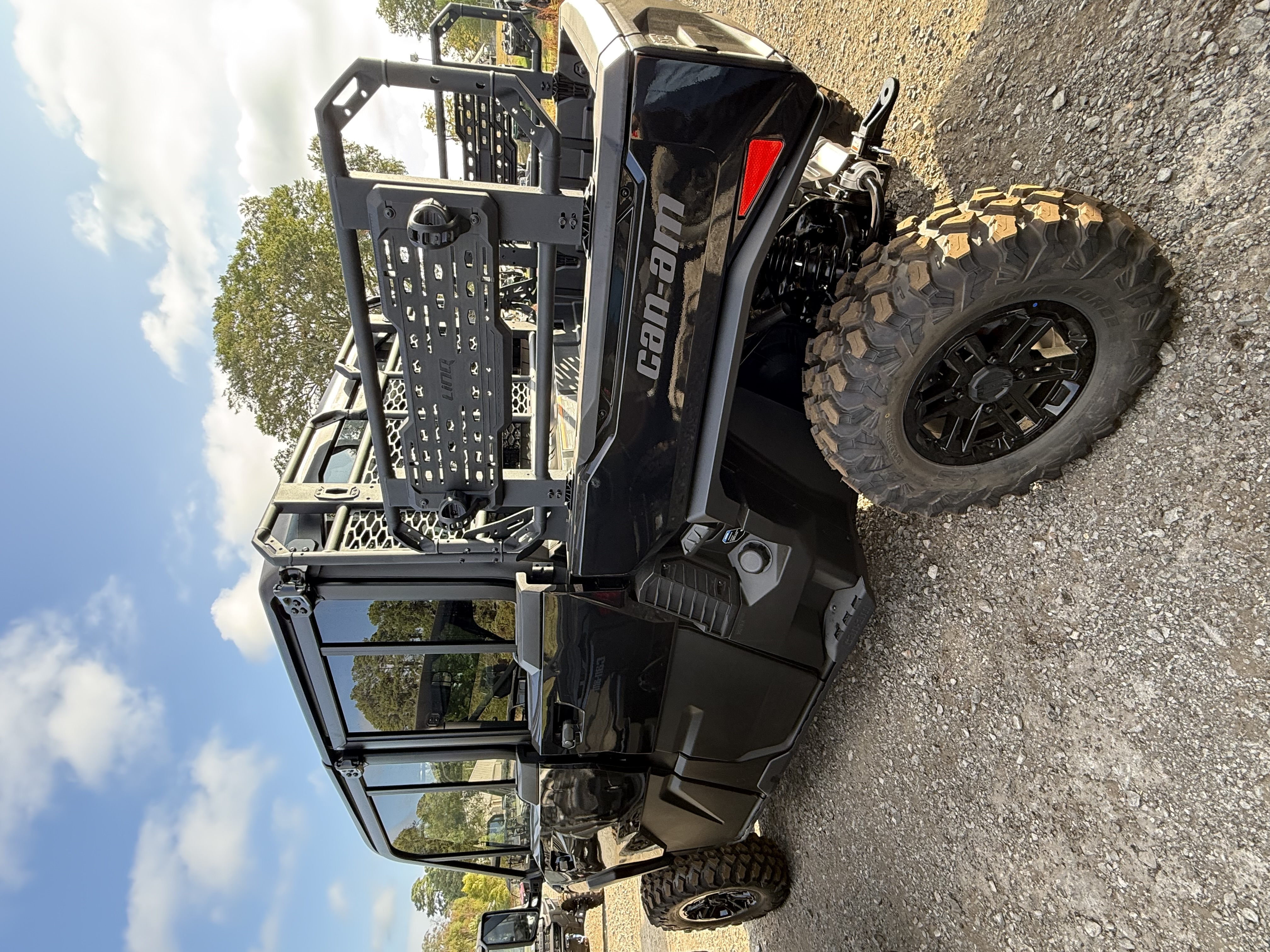 2027 CAN-AM Defender XU MAX LONE STAR CAB UTV