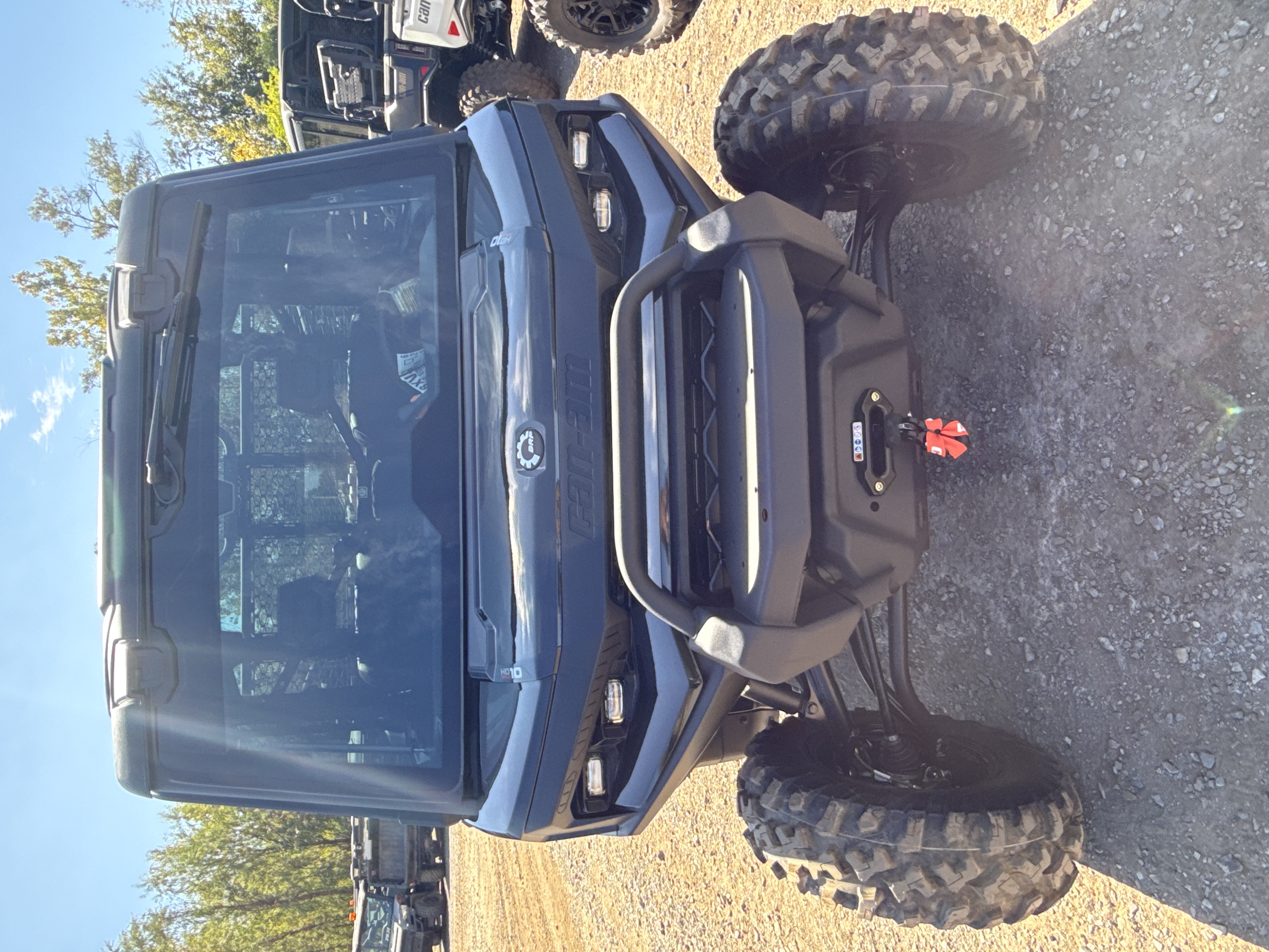 2027 CAN-AM Defender XU XT CAB UTV