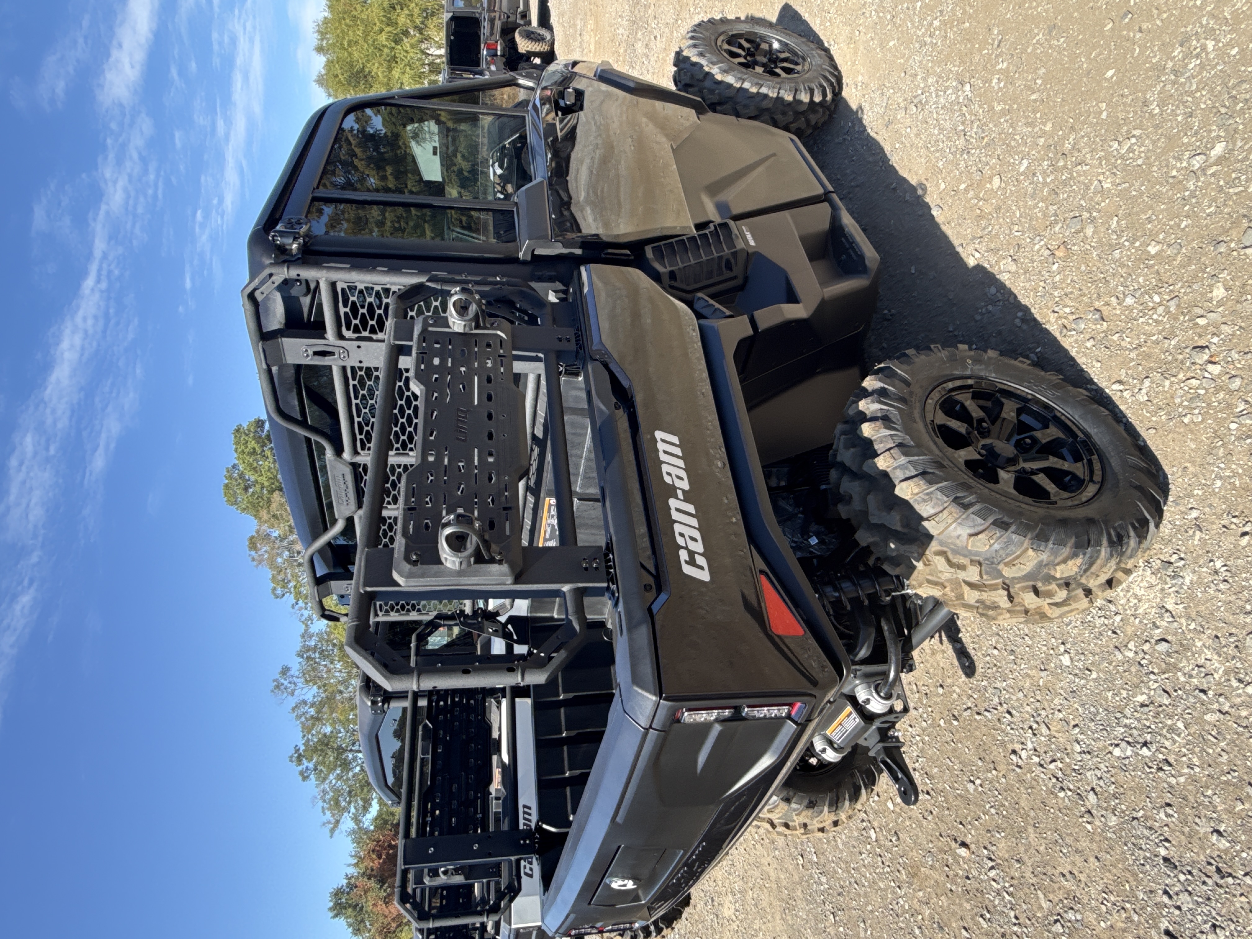 2027 CAN-AM Defender XU XT CAB UTV